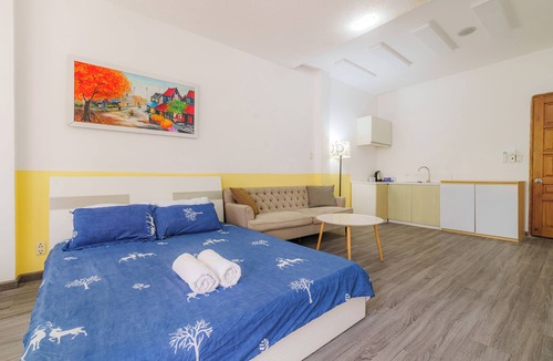 Phuong 1 House | Charming 6-bedroom house-Max16People-1km to Bui Vien-CityCentral HCM