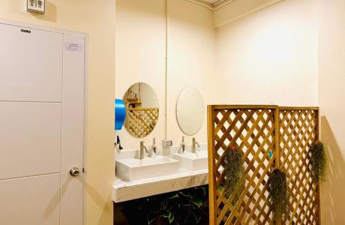 Sukhumvit Hostel | Charming Hostel