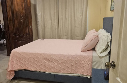 Chinandega Bed & Breakfast | Charming private rooms in a peaceful guesthouse