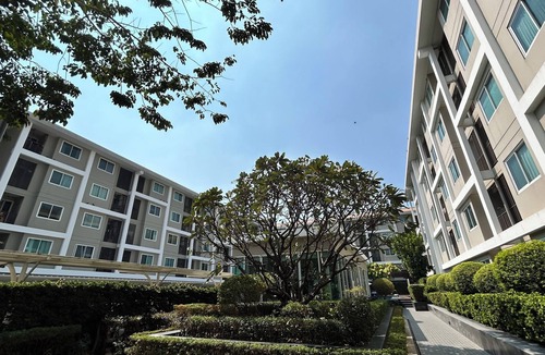 Khlong Luang Apartment | Chic 1-bedroom apartment with WiFi, fitness room in charming Tambon Khlong Song