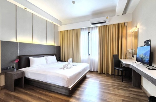Nana Hotel | Citin Sukhumvit 11 Nana Bangkok by Compass Hospitality