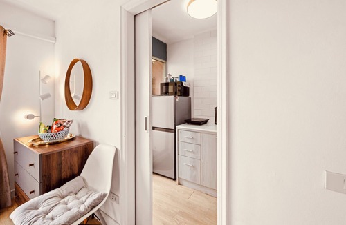 Sukhumvit Condo | Clean 1BR River Front Oasis. 15 min to BTS On Nut Station & Everywhere in BKK!