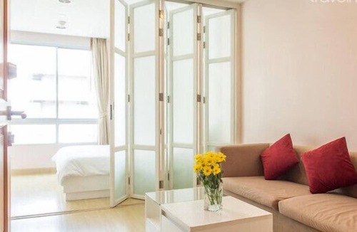 Yan Nawa Apartment | Close to BTS and river, pool, wifi