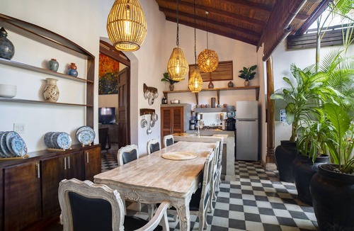 Granada House | Colonial Elegance and Poolside Retreat