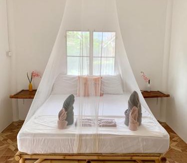 Ko Pha-ngan Resort | Colorful Hut