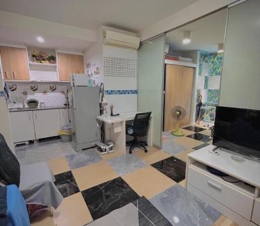 Suan Luang Apartment | Condo with Pool View & Great Amenities Bangkok