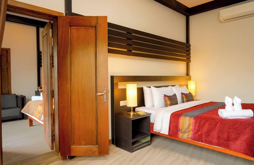 Siem Reap Bed & Breakfast | Cozy Entire Place & breakfast in charming Siem Reap Province with AC