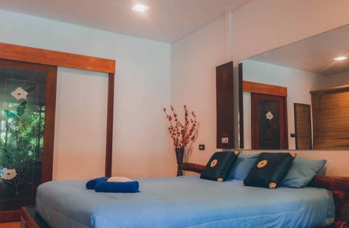 Rawai Resort | Cozy resort featuring 3 bungalows and a pool for you to enjoy, privately.