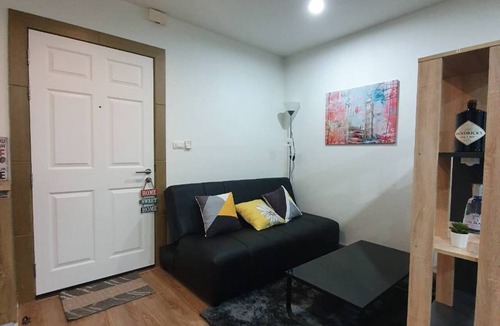 Phuket Apartment | Cozy room (pool view) phuket in town