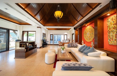 Wichit Villa | D Villa Phuket - Luxury 6 Bedroom Private Pool Villa in Cape Panwa
