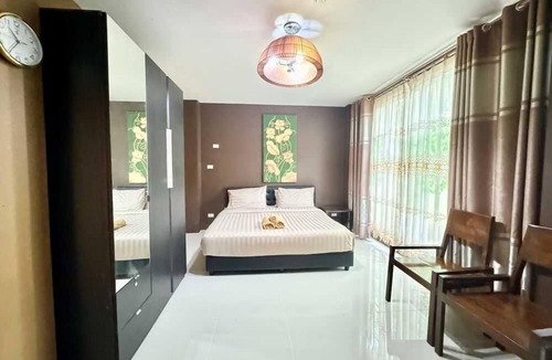 Hai Ya Hotel | Dancenter Bupamontra Chiangmai