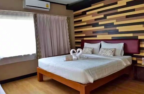 Khon Kaen Hotel | Day Hotel Khon Kaen