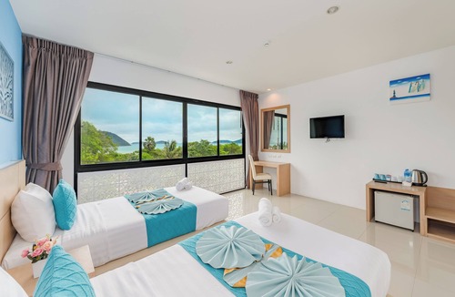 Ban Saiyuan Hotel | De Blue Sea Rawai Hotel