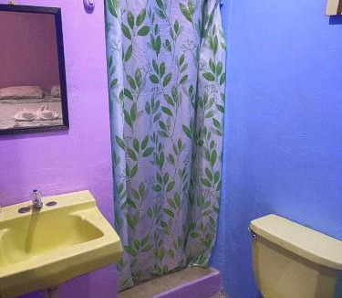 Granada House | Deakachimba Hostel