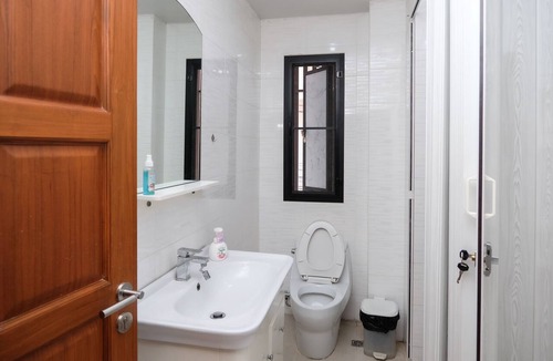 Phra Khanong Nuea Hotel | Delta 9 Hostel