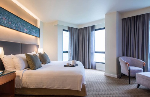 Chong Nonsi House | Deluxe Two-Bedroom Suite