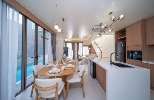 Cherngtalay Villa | Diamond Villa: Modern 3-Bedroom Tropical Escape with Private Pool & Forest Views
