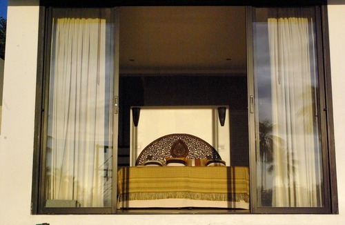 Taling Ngam House | Dream house in a coconut grove facing the sea (LIPANOÏ)