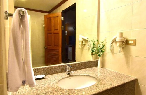 Pattaya Bay Hotel | Dynasty Inn Pattaya