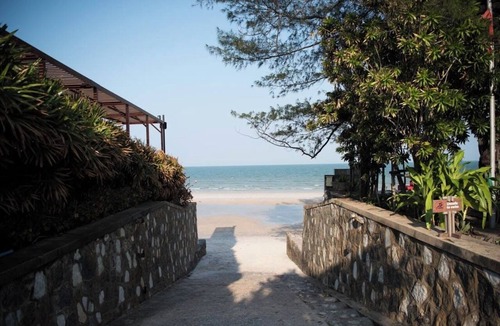 Khao Takiab Apartment | E202 Cozy 1-bedroom apartment with Playground near City