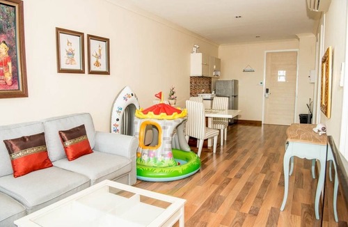Khao Takiab Apartment | E609 Spacious 3-bedroom apartment in terrific with Playground near Beach
