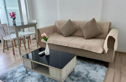 Talat Yai Apartment | Elegant Stay with 360 degree Panoramic Rooftop Pool