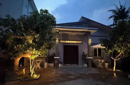 Svay Pao House | Enjoyable 2-bedroom house with AC in Krong Battambang