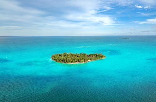 Pearl Lagoon Resort | Exclusive Private Island