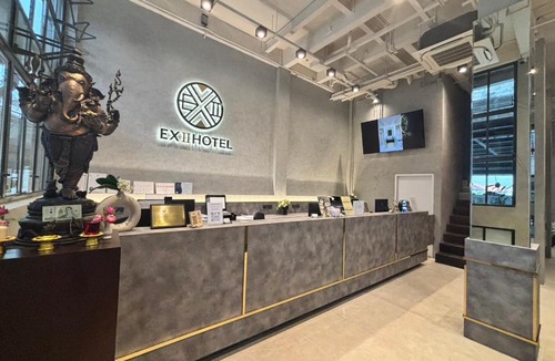 Nonthaburi Hotel | EXII Hotel Ngamwongwan