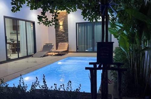 Krabi House | Experience perfect relaxation at our private pool villa with a warm atmosphere