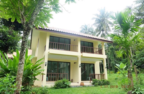 Koh Lon House | Family Holiday Village@Lone Island 1
