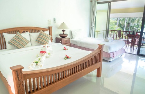 Koh Lon House | Family holiday village@ Lone Island 4