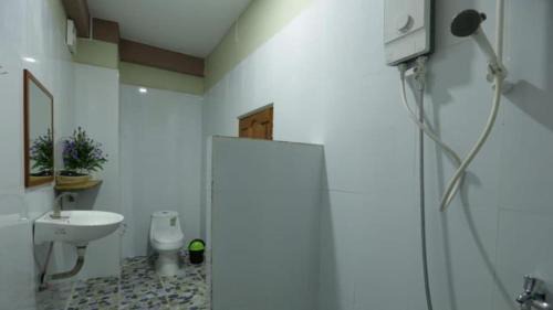 Traeuy Kaoh House | Fish Island Bungalows