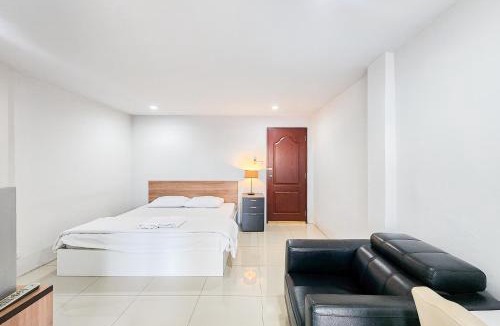 Bang Chalong Hotel | Freesia Bangphi Guest House