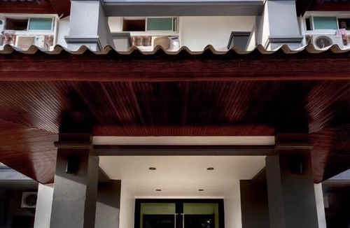 Nai Mueang Hotel | Future Place Mansion Ubon