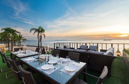 Na Chom Thian Villa | Gala Beachfront Villa