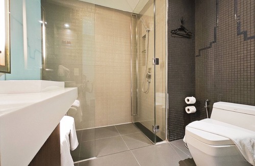 Nana Hotel | Galleria 10 Hotel Bangkok