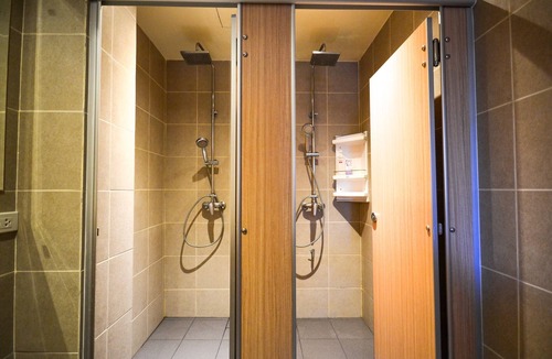 Pathumwan Hostel | Good Day Hostel Private 2-Bed Room