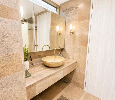 Talat Nuea Apartment | Green View Condo