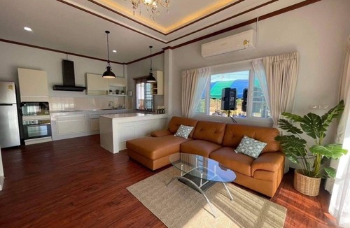 Amphoe Sai Mun Hotel | Green Zone Resorts hotel