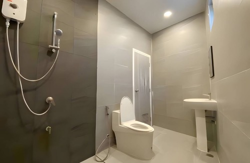 Pom Prap Apartment | H room Yaowarat