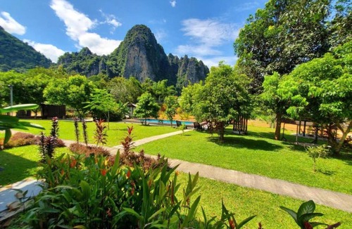 Vang Vieng Resort | H&V Bungalow Vang Vieng