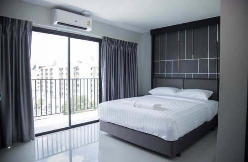 Ratchadaphisek Hotel | Hallton Hotel Bangkok