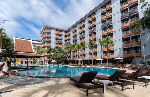 Pattaya Bay Hotel | Heeton Concept Hotel Pattaya by Compass Hospitality