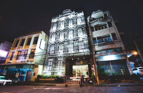 San Chao Pho Suea Hostel | Here We Go Bangkok