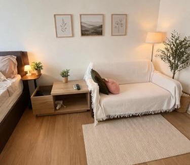 Bang Na Apartment | High Floor Peaceful Studio Near BTS Sukhumvit