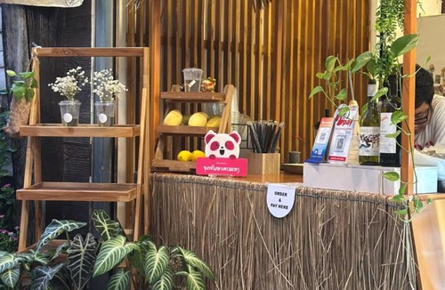 Vientiane Hotel | Homer House Hostel & Café