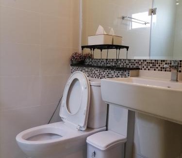 Salaya House | Homestay At Foret Iconature Salaya