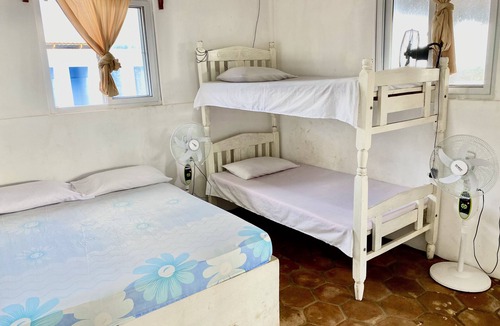 Chinandega Hostel | Hostal Playa Azul