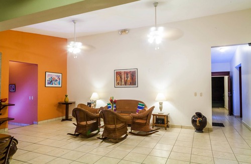 Managua Hotel | Hotel El Almendro